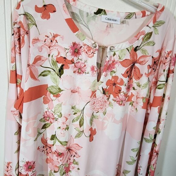 Calvin Klein Women's Pink Floral Blouse - Picture 6 of 9